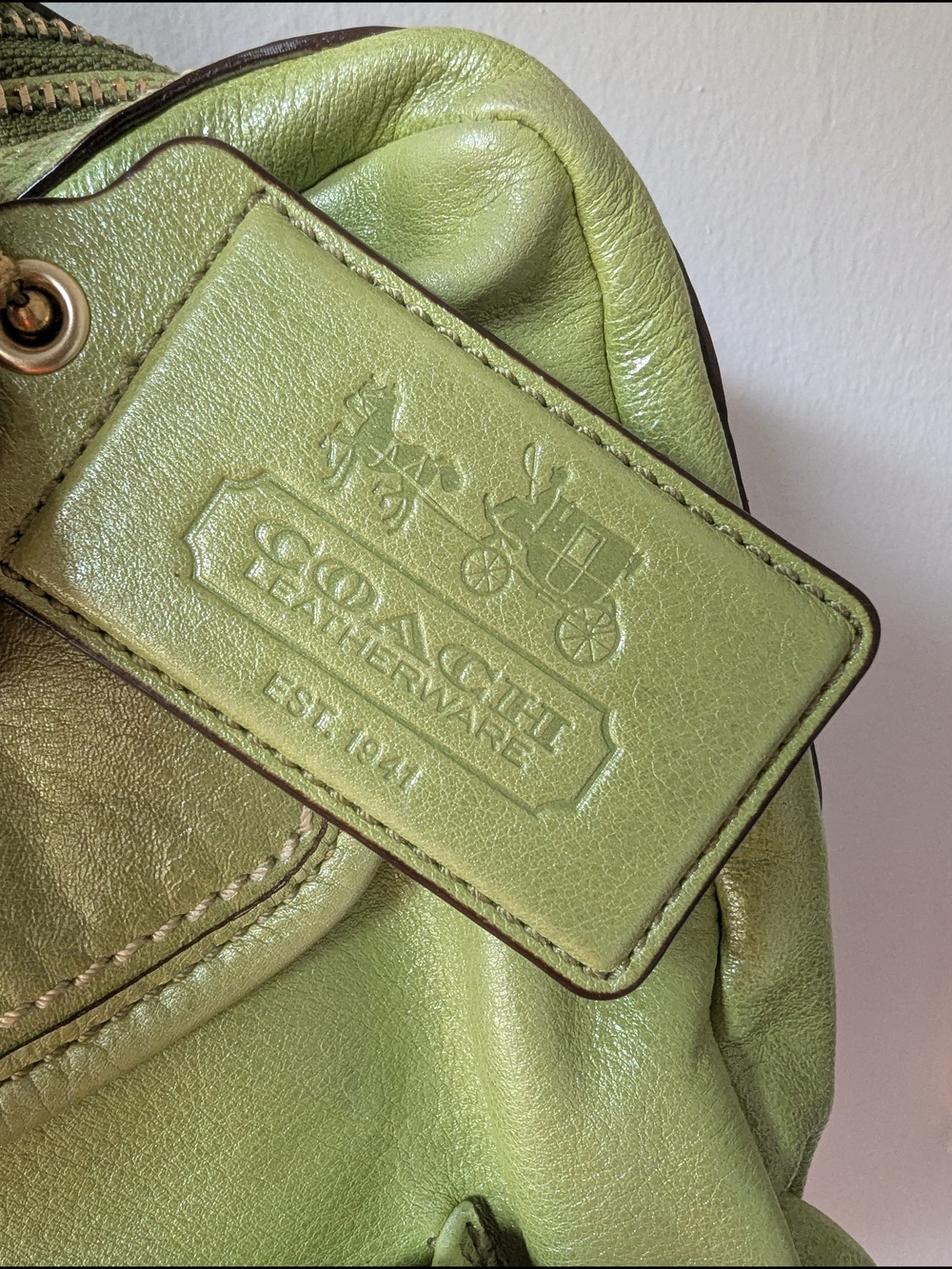 Coach Limited Edition Green Leather Shoulder Satchel with Turn-Lock Pockets - Picture 2 of 8